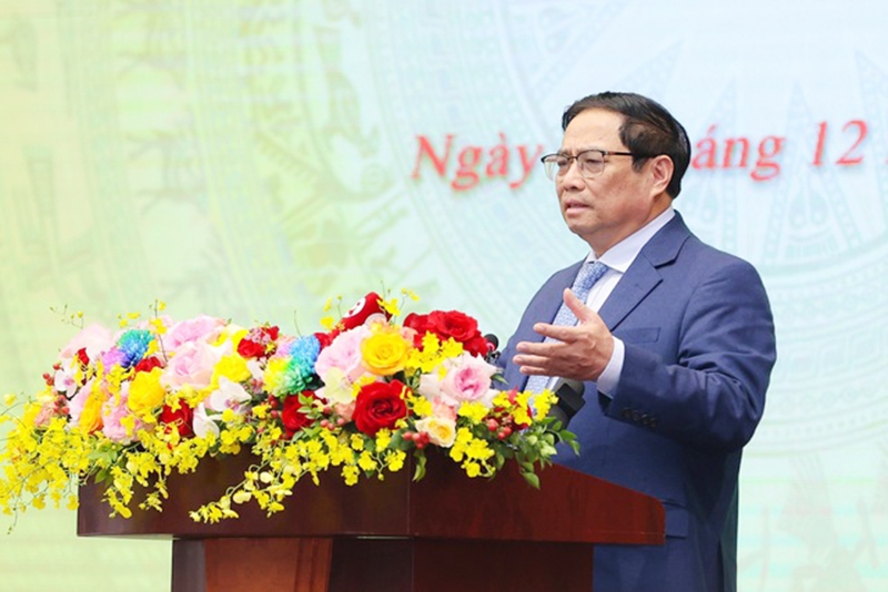 Thủ tướng Phạm Minh Chính: Bảo đảm tuyệt đối an toàn an ninh tài chính quốc gia, thúc đẩy sản xuất, kinh doanh để tăng thu bền vững. (Ảnh: VGP/Nhật Bắc)