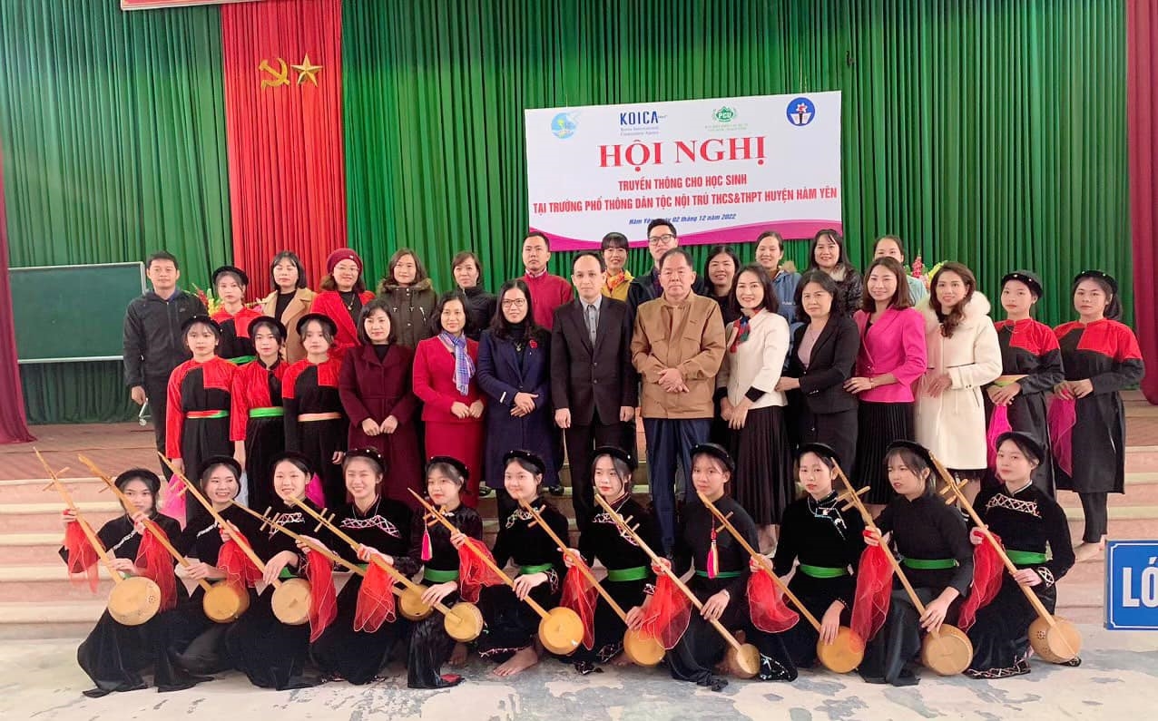 Hát then dần trở thành nét văn hóa đặc trưng, đặc sắc tại các trường dân tộc nội trú của tỉnh Tuyên Quang.