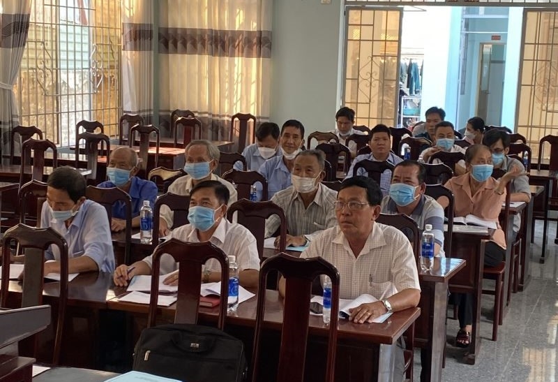 Hòa giải viên của xã Phước Khánh, huyện Nhơn Trạch tham dự Hội nghị trực tuyến tập huấn kỹ năng hòa giải do Sở Tư pháp tổ chức