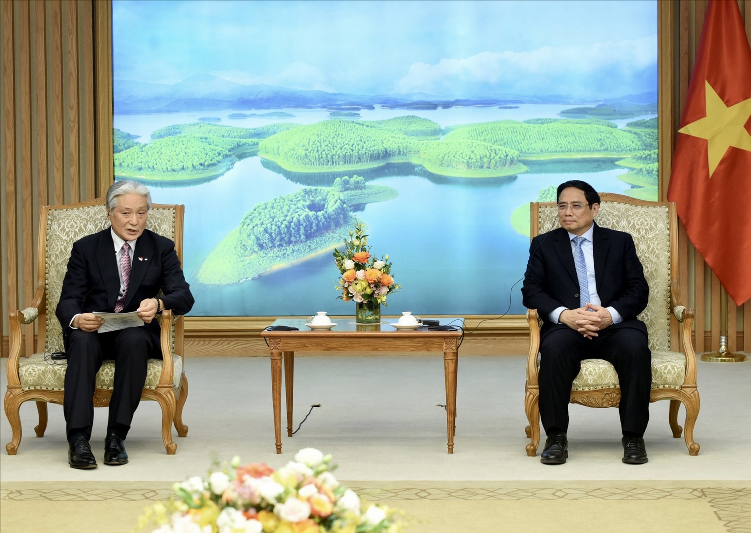 Thủ tướng đề nghị tỉnh Tochigi tiếp tục mở rộng hợp tác đầu tư không những với tỉnh Vĩnh Phúc mà các địa phương khác của Việt Nam - Ảnh: VGP/Nhật Bắc