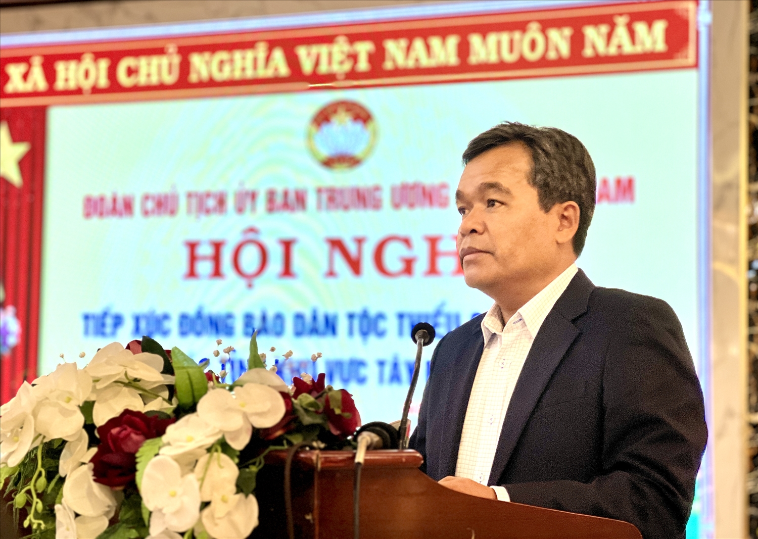 Bí thư Tỉnh ủy Hồ Văn Niên đã bày tỏ niềm vinh dự khi Gia Lai được Đoàn Chủ tịch Trung ương MTTQ Việt Nam chọn tổ chức Hội nghị