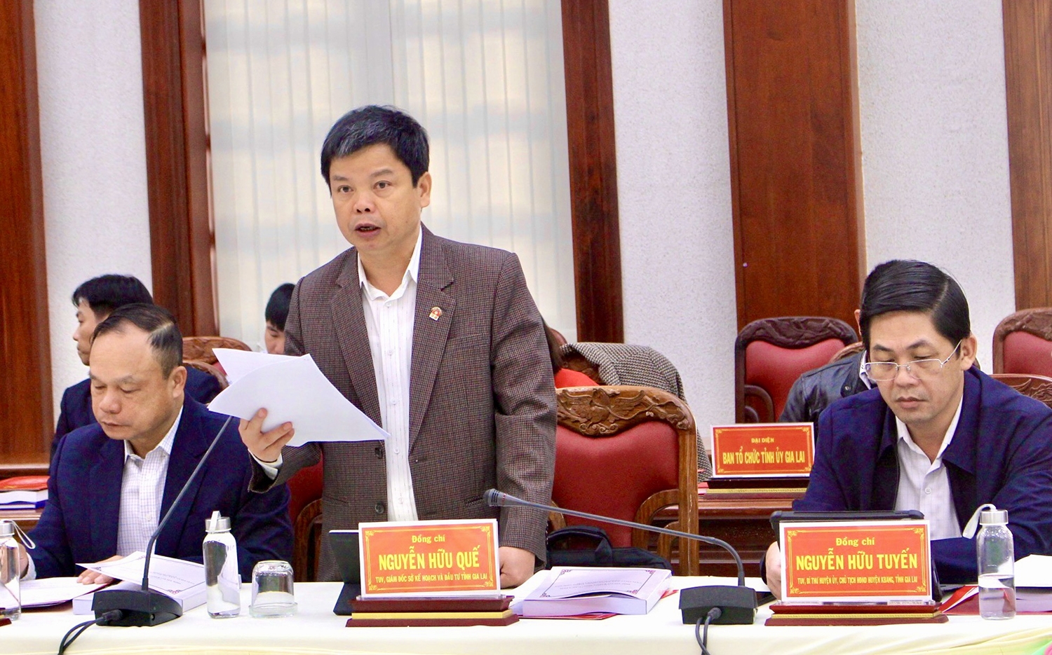Ông Nguyễn Hữu Quế - Giám đốc Sở Kế hoạch và Đầu tư phát biểu ý kiến tại hội thảo