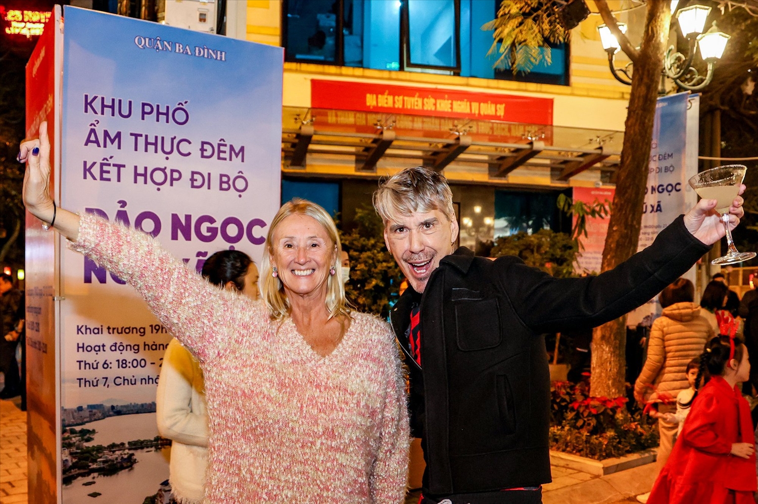 Hà Nội khai trương Khu phố ẩm thực đêm kết hợp đi bộ tại Đảo Ngọc Ngũ Xã 4