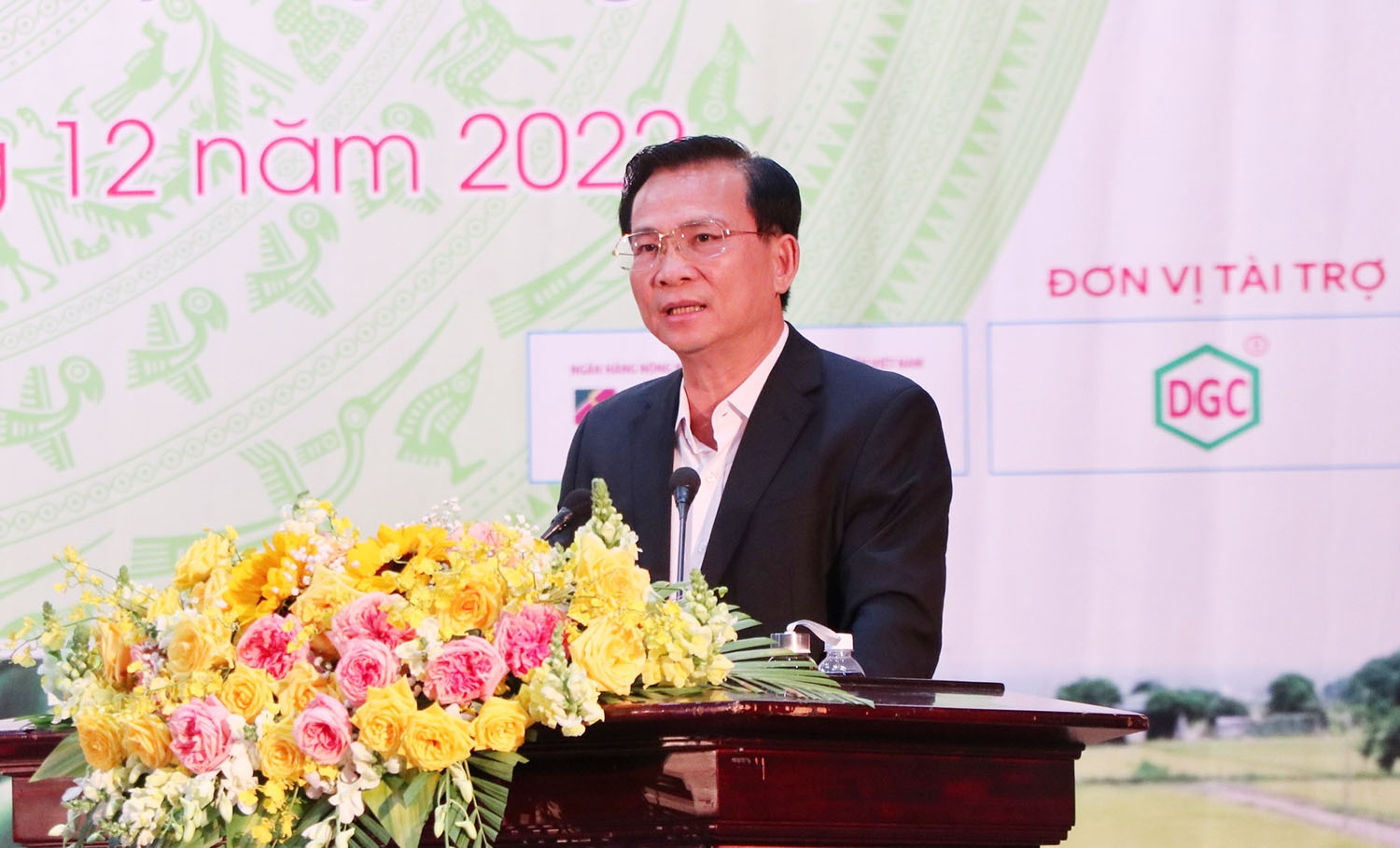Chủ tịch UBND tỉnh Đắk Nông Hồ Văn Mười phát biểu tại Hội nghị