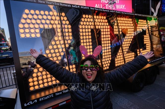 Quảng trường Thời đại ở New York, Mỹ, được trang hoàng chào đón Năm mới 2023. Ảnh: AFP/TTXVN
