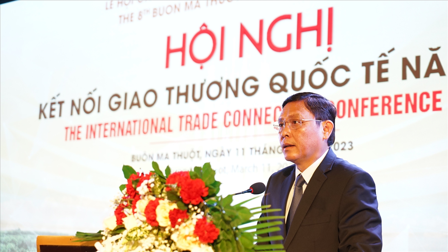 Phó Chủ tịch thường trực UBND tỉnh Đắk Lắk Nguyễn Tuấn Hà phát biểu tại Hội nghị