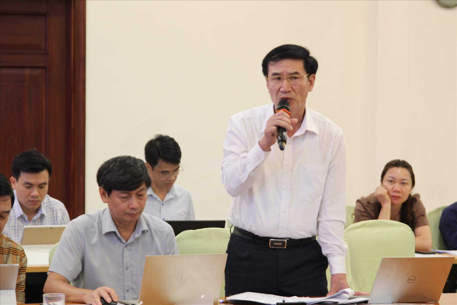 Trưởng ban Dân tộc Sơn La Nguyễn Văn Thu phát biểu tại Hội thảo