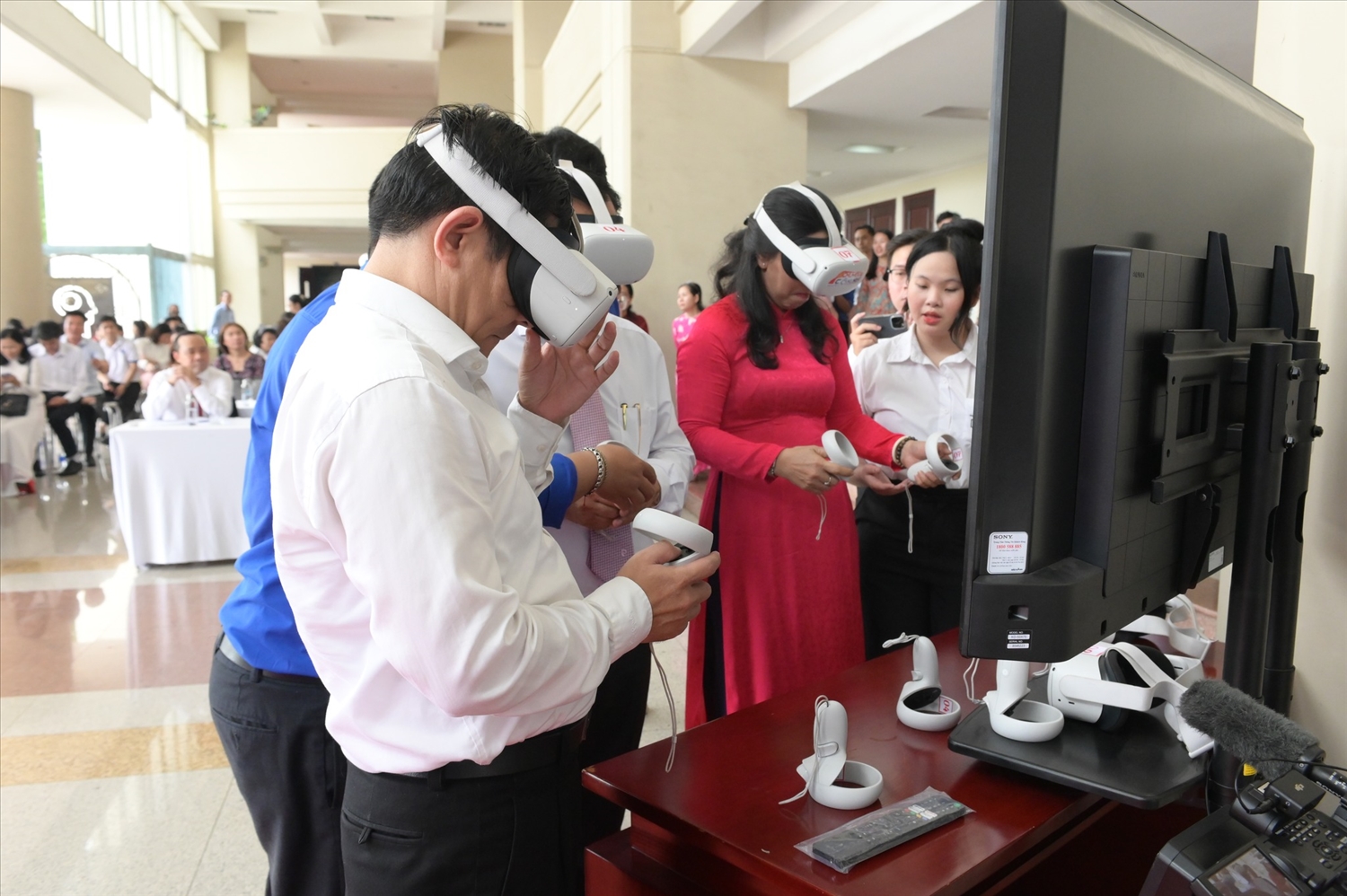 (Tin) Đại học Quốc gia TP Hồ Chí Minh: Ứng dụng công nghệ xây dựng "không gian văn hoá Hồ Chí Minh" 1