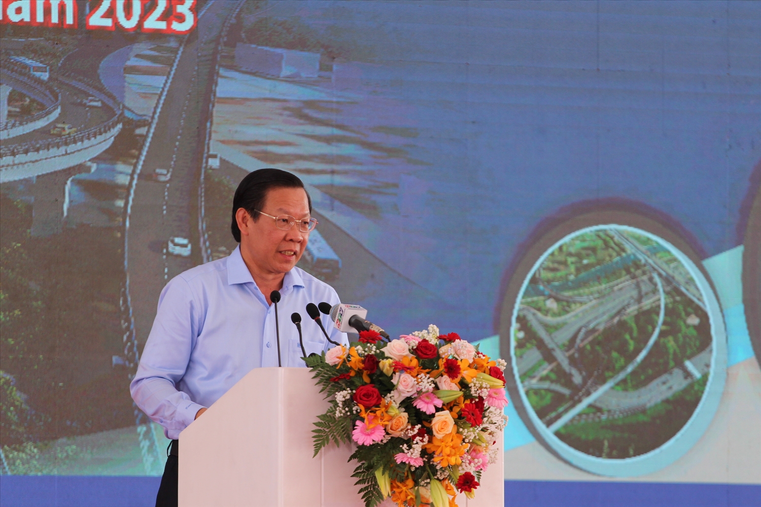 Chủ tịch UBND TP.Hồ Chí Minh Phan Văn Mãi phát biểu tại lễ khởi công
