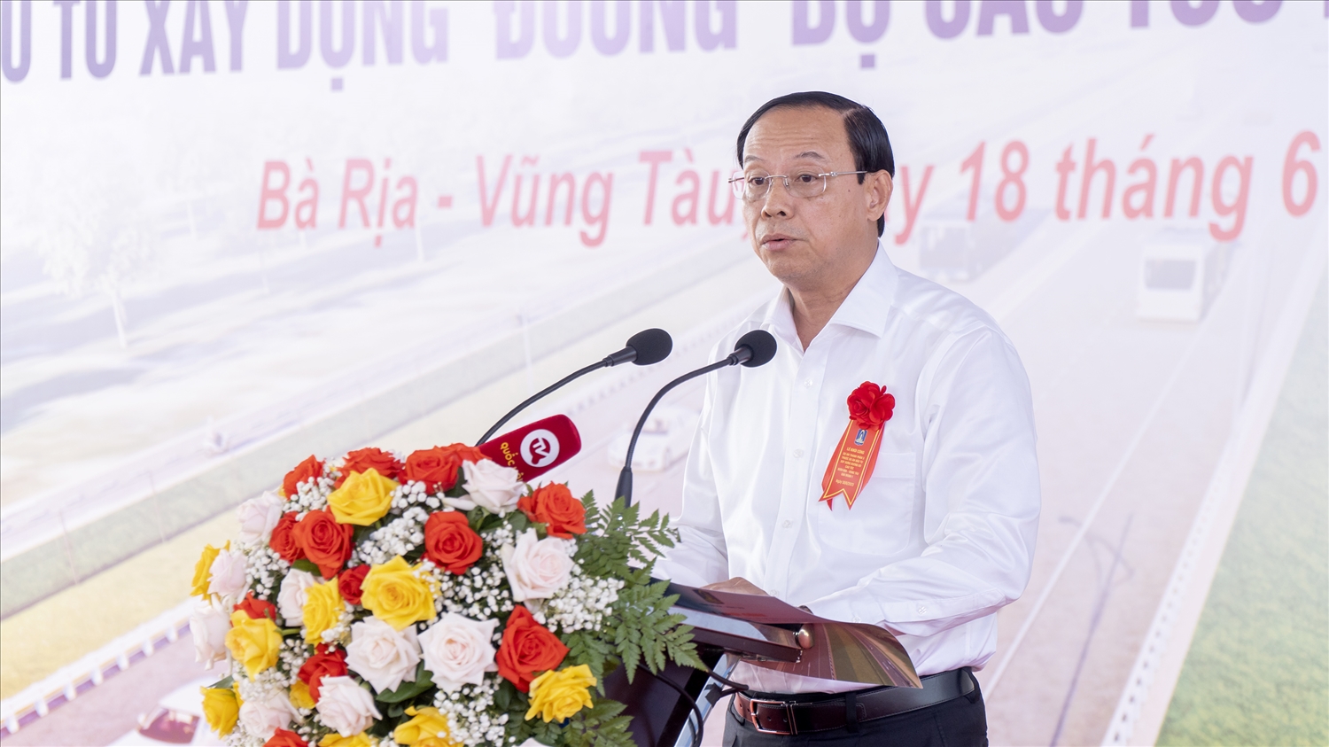 Chủ tịch UBND tỉnh Bà Rịa - Vũng Tàu Nguyễn Văn Thọ phát biểu tại lễ khởi công