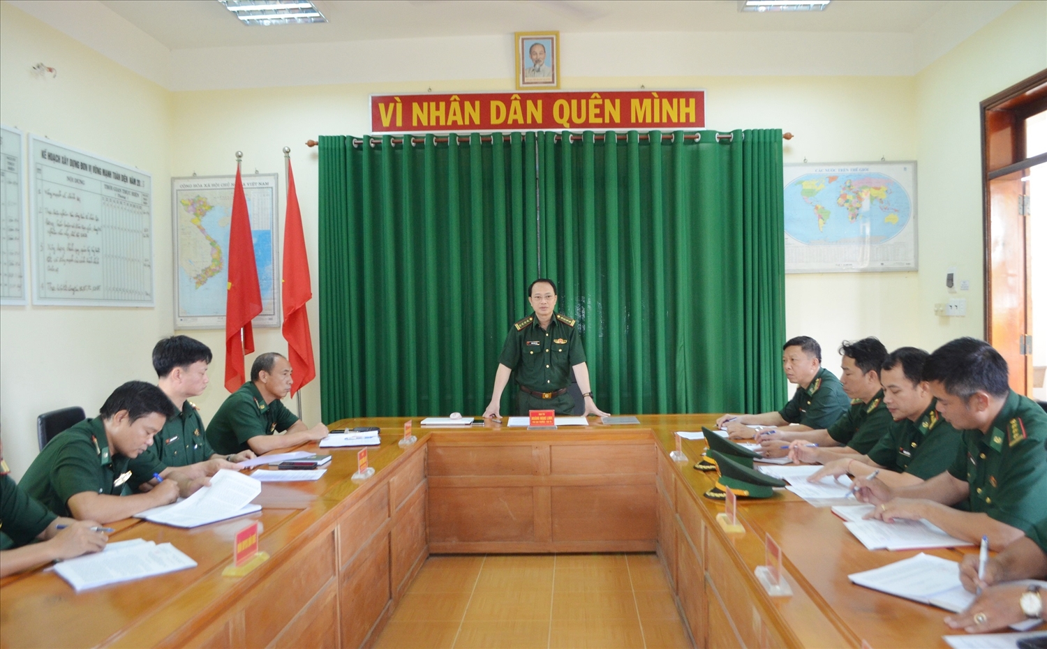 Đại tá Hoàng Ngọc Linh, Phó Cục trưởng Cục trinh sát phát biểu kết luận kiểm tra tại Đồn Biên phòng Cửa khẩu Đắk Ruê