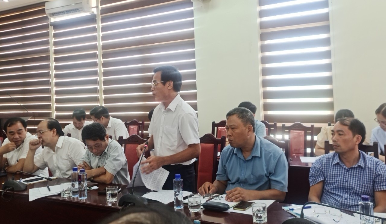 Đại biểu huyện Thạch Thành báo cáo kiến nghị tháo gỡ khó khăn, vướng mắc về thực hiện các chương trình dự án
