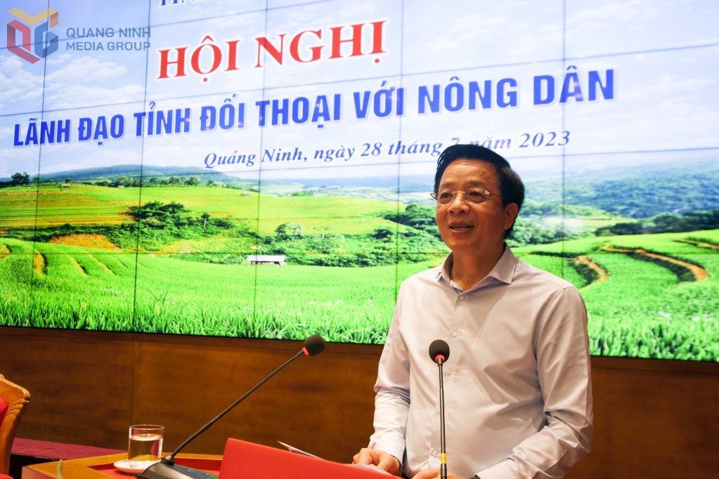 Trưởng Ban Dân vận Tỉnh ủy, Chủ tịch Ủy ban MTTQ tỉnh Quảng Ninh Nguyễn Văn Hồi phát biểu tại hội nghị