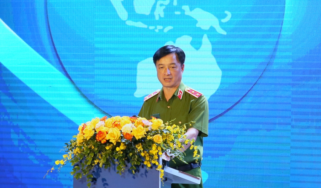 Trung tướng Nguyễn Duy Ngọc, Thứ trưởng Bộ Công an, Phó trưởng Ban chỉ đạo phòng, chống tội phạm của Chính phủ phát biểu tại lễ phát động