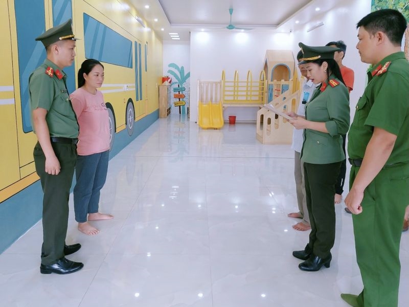  Lê Thị Hồng Vân là “bà trùm” cho thuê giáo viên người nước ngoài với quy mô số lượng lớn nhất, tại Thanh Hóa, từ trước đến nay