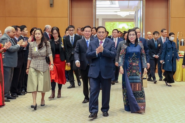 Thủ tướng Phạm Minh Chính và Phu nhân chủ trì cuộc gặp mặt, chiêu đãi Đoàn Ngoại giao đầu năm mới 2023 nhân dịp Tết Quý Mão - Ảnh: VGP/Nhật Bắc