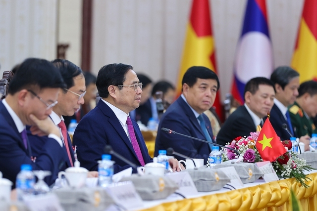 Thủ tướng Phạm Minh Chính bày tỏ vui mừng lần đầu tiên thăm chính thức nước CHDCND Lào trên cương vị người đứng đầu Chính phủ Việt Nam; và là khách mời đầu tiên của Thủ tướng Sonexay Siphandone - Ảnh: VGP/Nhật Bắc