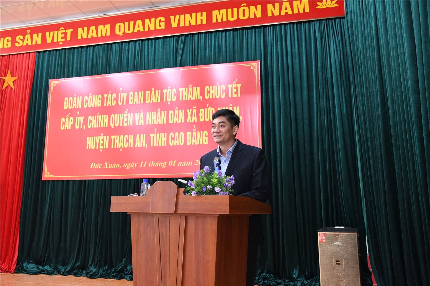 Thứ trưởng, Phó Chủ nhiệm UBDT Y Vinh Tơr phát biểu tại xã Đức Xuân 