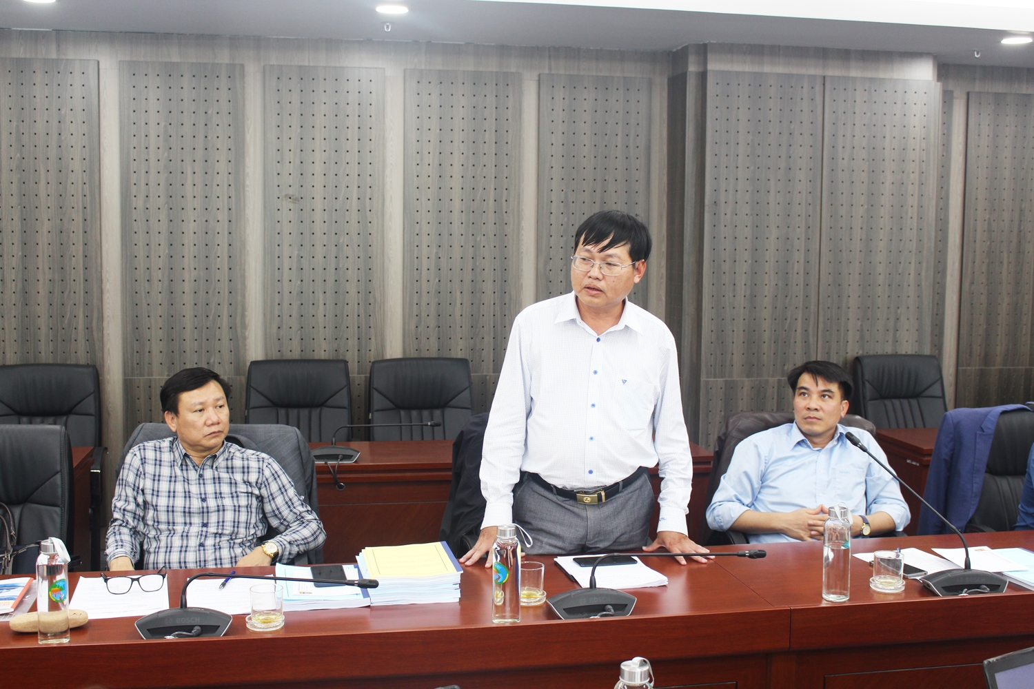 Ông Nguyễn Minh Tân - Trưởng Ban Dân tộc tỉnh Bình Thuận phát biểu ý kiến tại buổi nghiệm thu