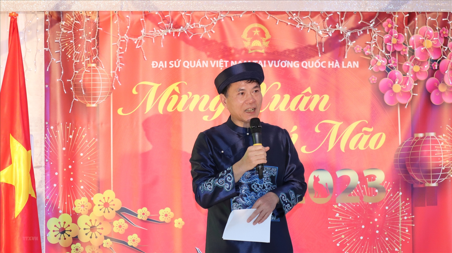 Đại sứ Việt Nam tại Vương quốc Hà Lan Phạm Việt Anh, phát biểu tại Chương trình 