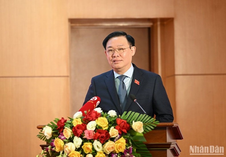 Chủ tịch Quốc hội Vương Đình Huệ phát biểu chúc Tết báo Đại biểu Nhân dân và Truyền hình Quốc hội Việt Nam. (Ảnh: Duy Linh)