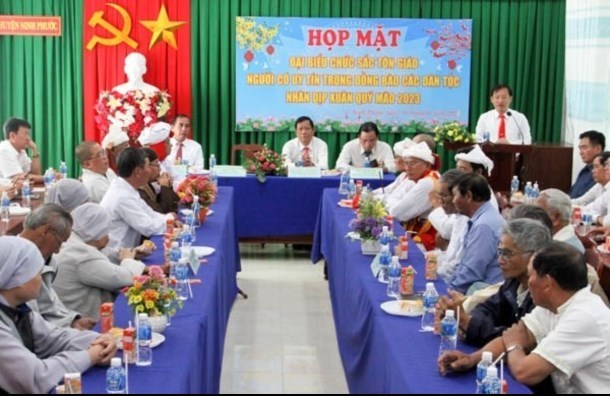 Lãnh đạo huyện Ninh Phước họp mặt chức sắc các tôn giáo, cá nhân tiêu biểu đầu Xuân Quý Mão 2023