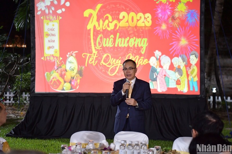 Đại sứ Việt Nam tại Thái Lan Phan Chí Thành phát biểu tại buổi lễ.