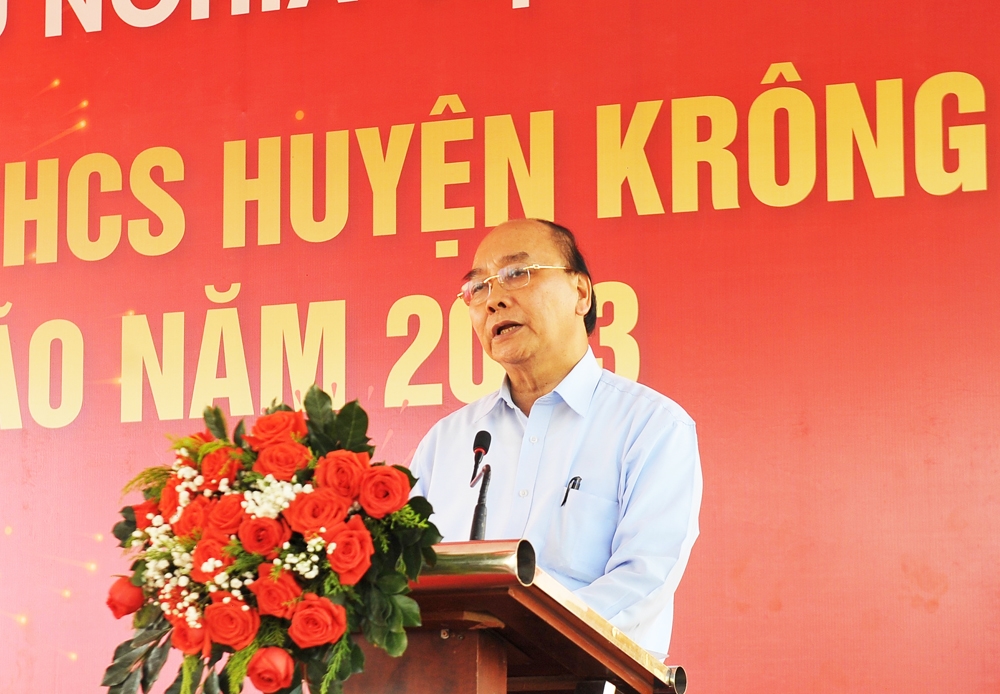 Chủ tịch nước Nguyễn Xuân Phúc phát biểu tại huyện Krông Búk