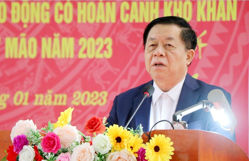 Đồng chí Nguyễn Trọng Nghĩa thăm hỏi, chúc Tết người dân và công nhân lao động tỉnh Phú Thọ