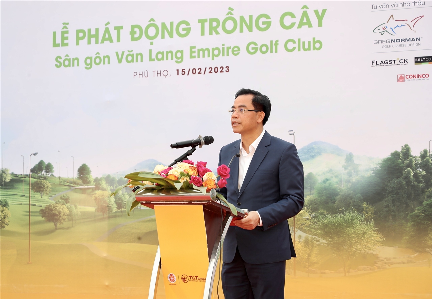 Ông Quách Hải Lý, Phó Bí thư Huyện ủy, Chủ tịch UBND huyện Tam Nông (tỉnh Phú Thọ) phát biểu tại sự kiện.