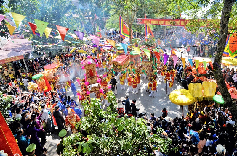Lễ hội đầu Xuân là nét đẹp văn hóa của đồng bào các dân tộc tỉnh Lạng Sơn