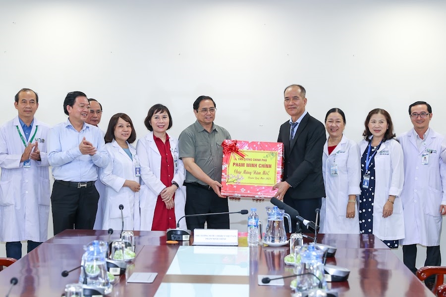 Thủ tướng: Nghiên cứu nhân rộng mô hình bệnh viện hợp tác công - tư thành công ở Bình Định 3