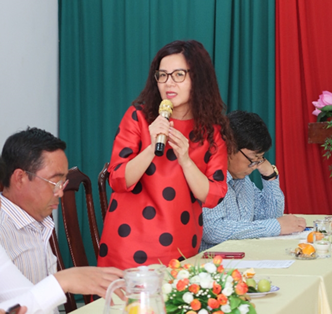 Bà Nguyễn Tú Anh, chánh văn phòng Helvetas Việt Nam - Đơn vị trực tiếp thực hiện hoạt động hỗ trợ du lịch cộng đồng - Dự án VFBC