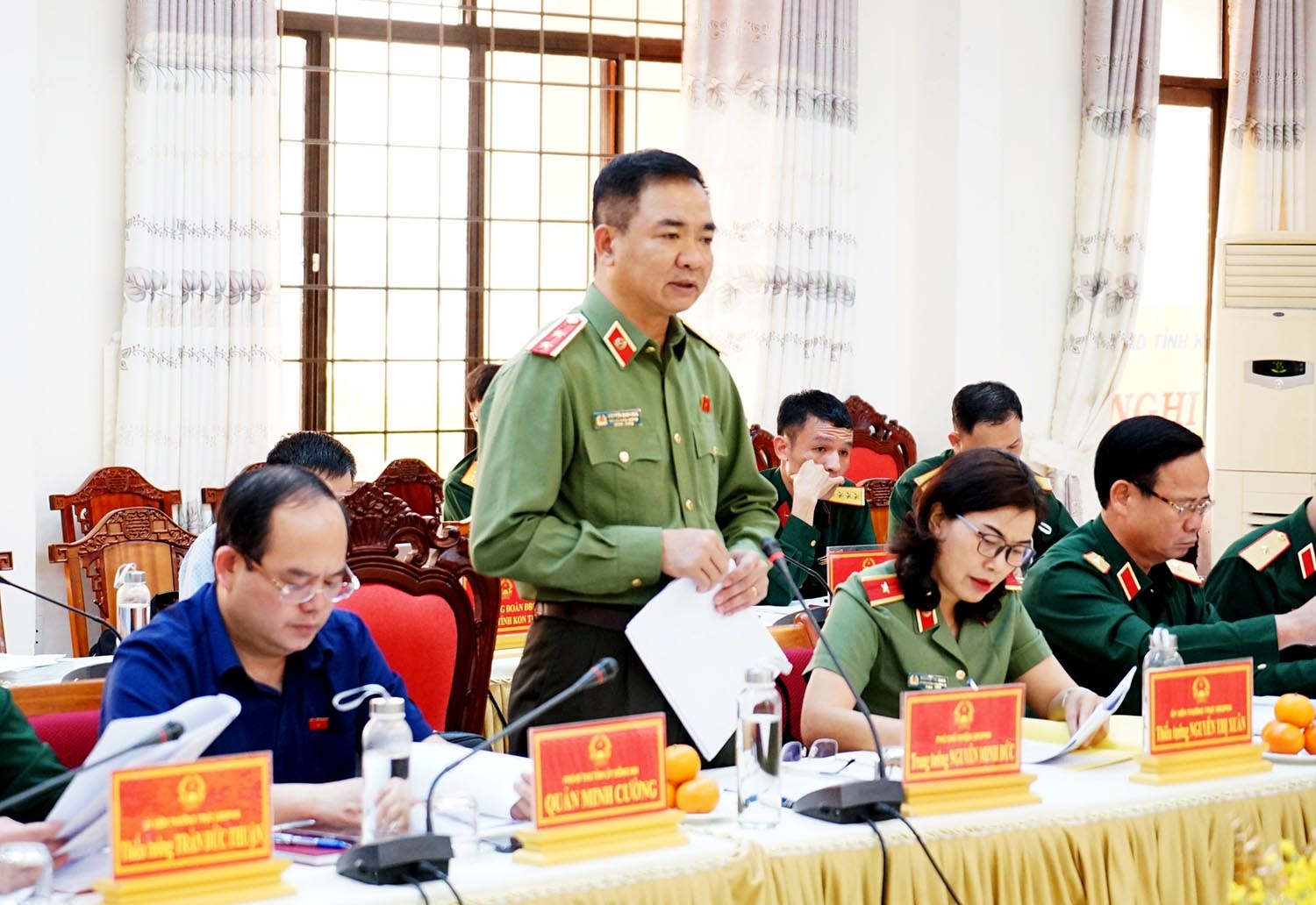 Phó Chủ nhiệm Ủy ban Quốc phòng và An ninh - Trung tướng Nguyễn Minh Đức phát biểu tại buổi làm việc với lãnh đạo tỉnh Kon Tum