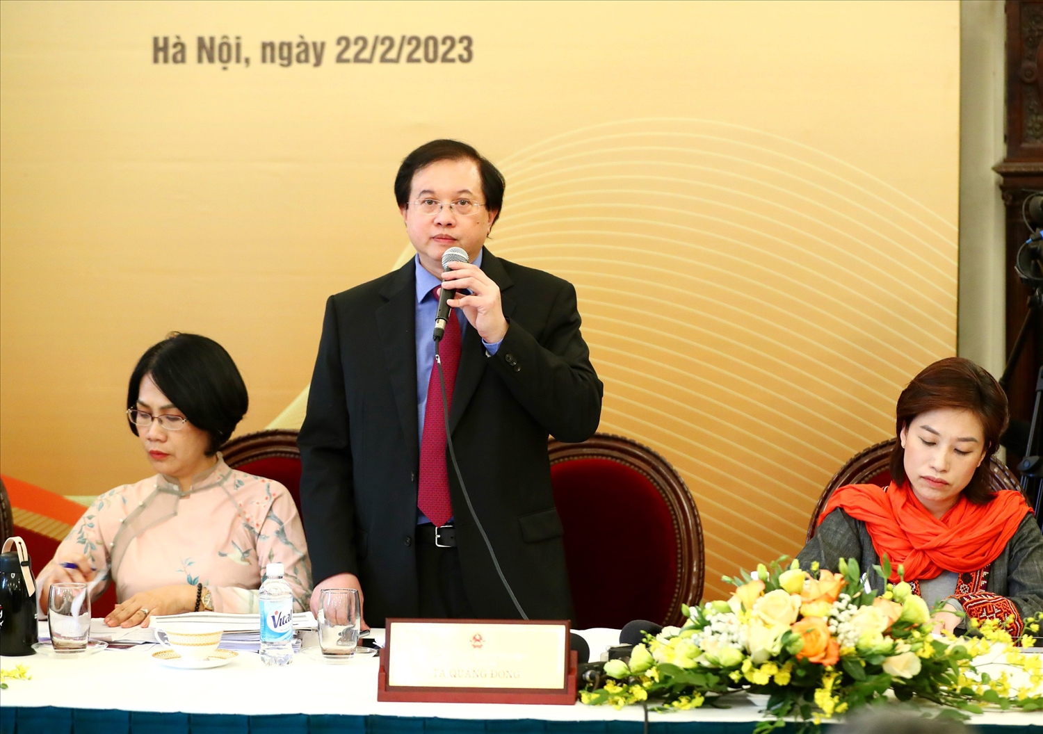 Thứ trưởng Bộ VHTT&DL Tạ Quang Đông phát biểu tại Họp báo