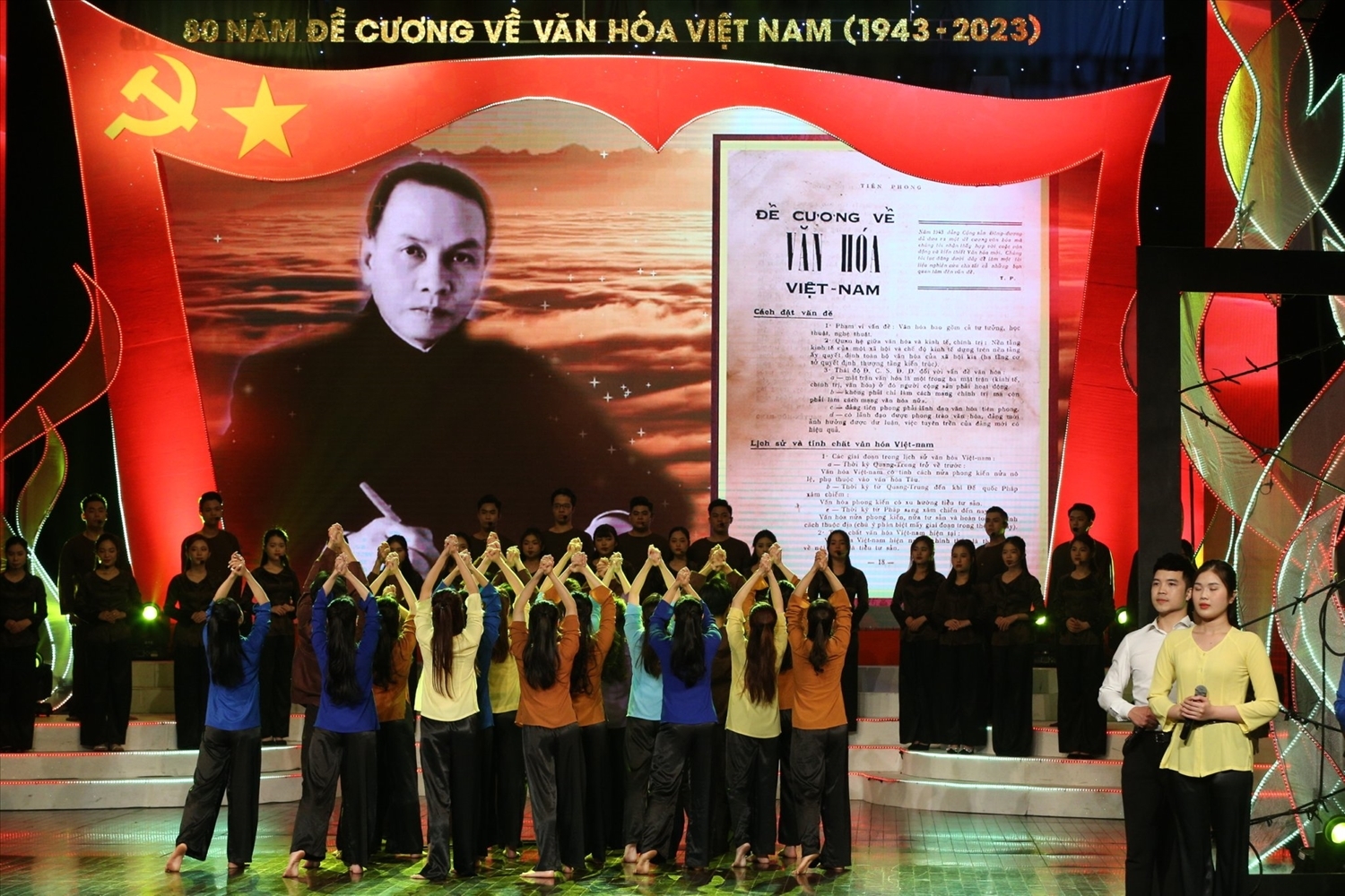 Chương trình nghệ thuật đặc biệt chào mừng Kỷ niệm 80 năm ra đời Đề cương về văn hóa Việt Nam 5