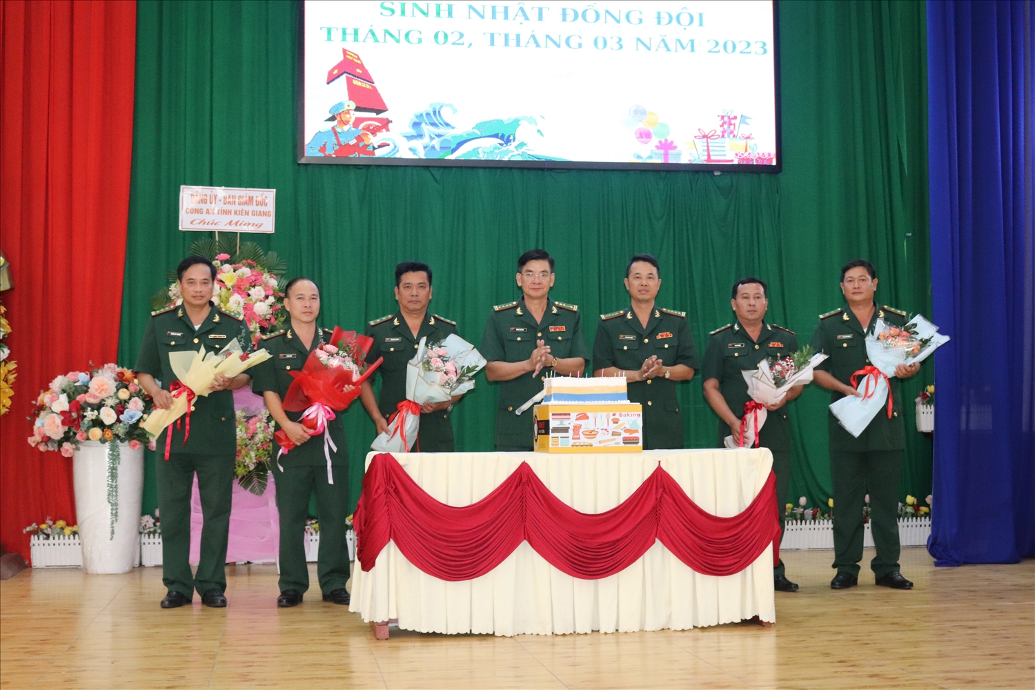  BĐBP Kiên Giang tổ chức sinh nhật đồng đội cho các cán bộ chiến sĩ