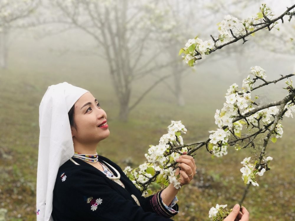 Hoa Lê là loài hoa đặc trưng của vùng xã Hồng Thái, huyện Na Hang (Tuyên Quang) nở rộ vào cuối tháng 2, đầu tháng 3 