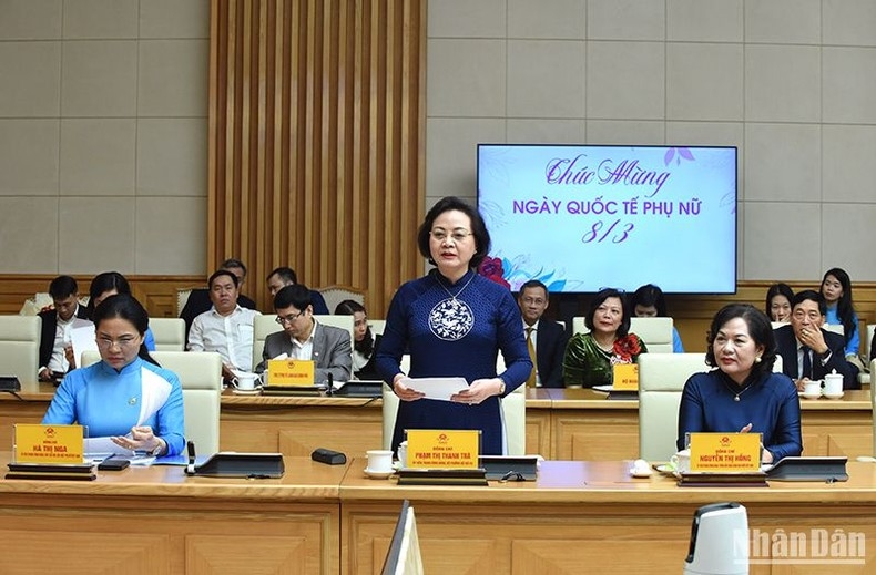 Bộ trưởng Nội Vụ Phạm Thị Thanh Trà phát biểu tại buổi gặp mặt. (Ảnh: TRẦN HẢI)
