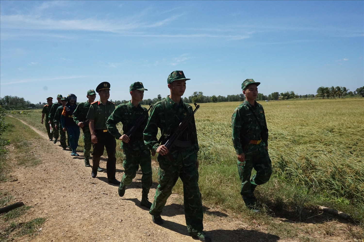 BĐBP tỉnh Kiên Giang thường xuyên phối hợp cùng các đơn vị triển khai nhiều hoạt động trên địa bàn