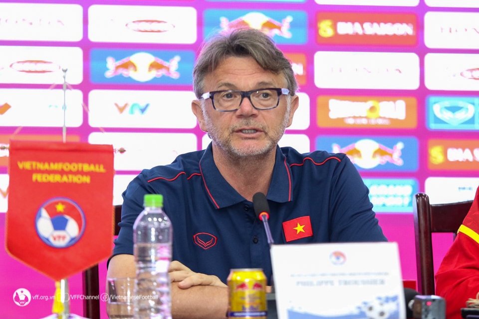 (Tin dẫn) HLV Philippe Troussier: Ưu tiên cho U23 Việt Nam để hướng tới SEA Games 32