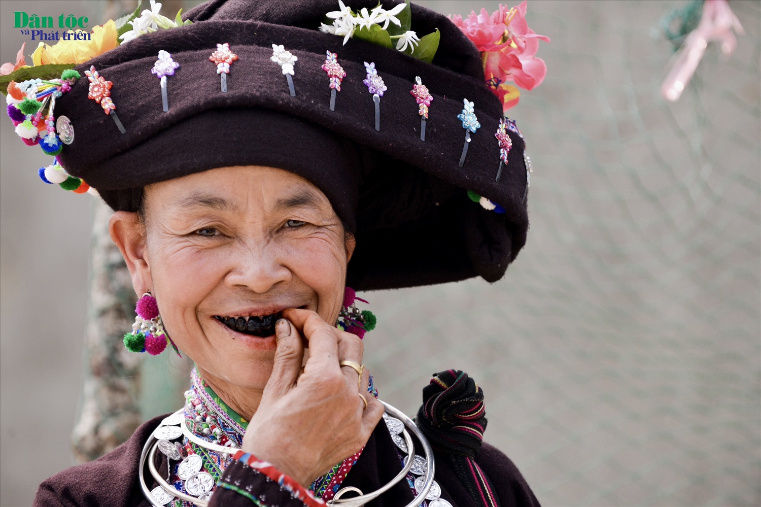 Người già dân tộc Lào ở Lai Châu vẫn giữ được tục nhuộm răng đen truyền thống