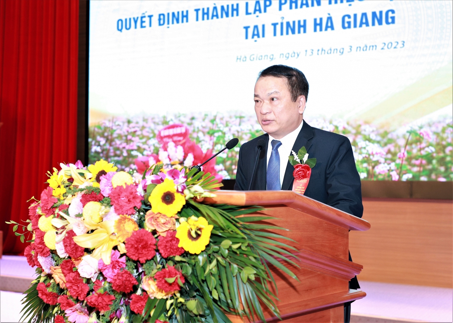Giáo sư, Tiến sỹ Phạm Hồng Quang, Chủ tịch Hội đồng Đại học Thái Nguyên phát biểu tại buổi lễ
