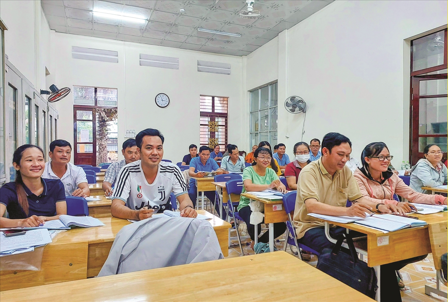 Một lớp học tiếng Khmer tại Sóc Trăng.