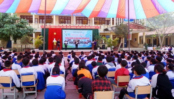 Tiểu phẩm tuyên truyền về bình đẳng giới tại Trường Phổ thông dân tộc bán trú THCS Cổ Linh