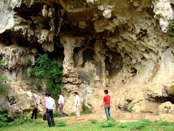 Di tích khảo cổ Mái đá Bản Mòn, tỉnh Sơn La