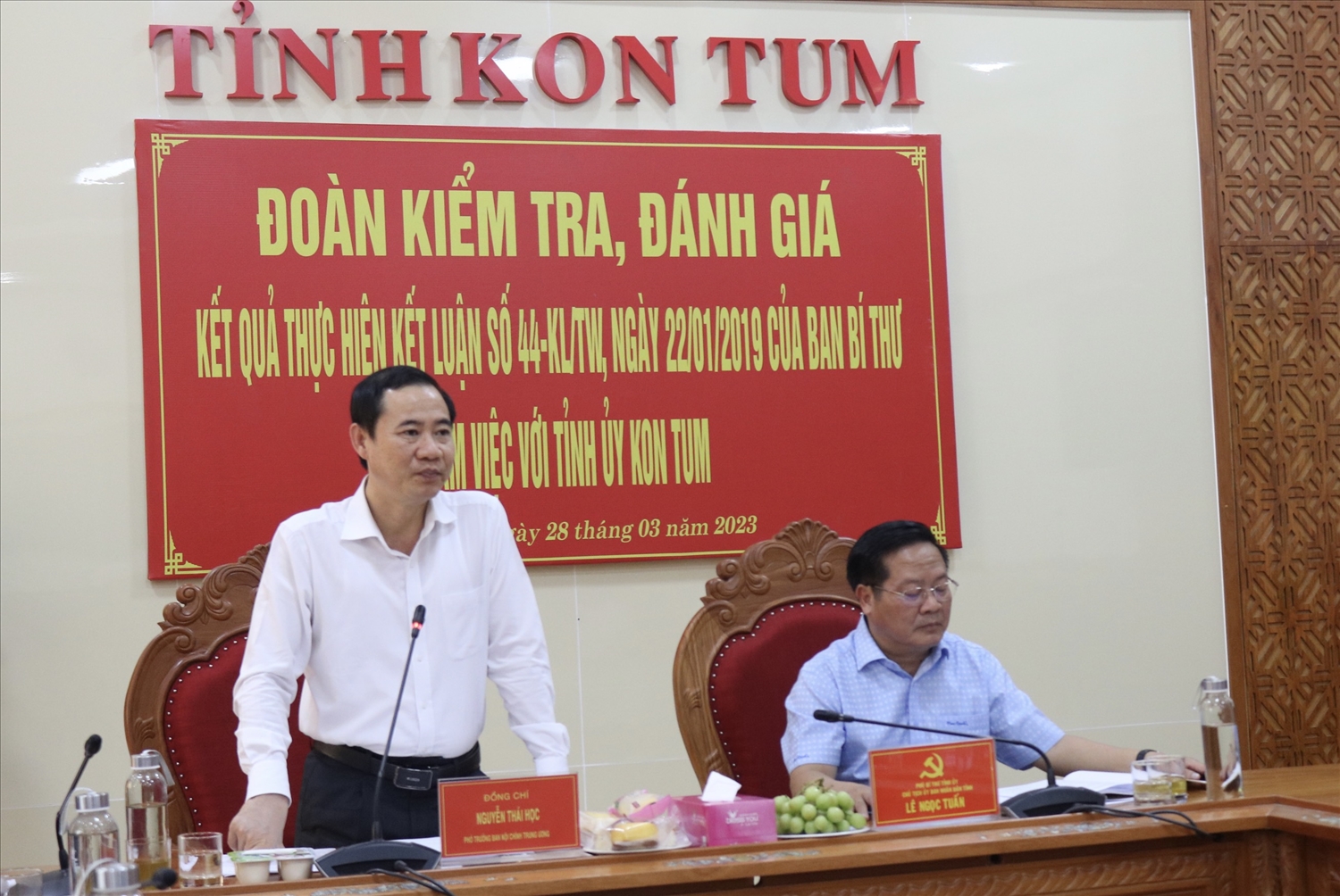 Phó Trưởng Ban Nội chính Trung ương Nguyễn Thái Học, Trưởng Đoàn công tác phát biểu tại buổi làm việc