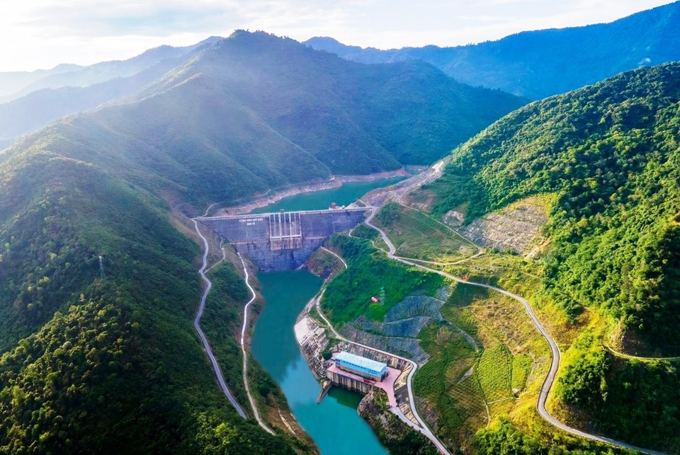 Toàn cảnh Nhà máy Thủy điện Bản Vẽ - Công trình thủy điện có công suất lớn nhất ở Nghệ An, nhưng cũng là công trình còn tồn tại nhiều vấn đề chưa được giải quyết dứt điểm