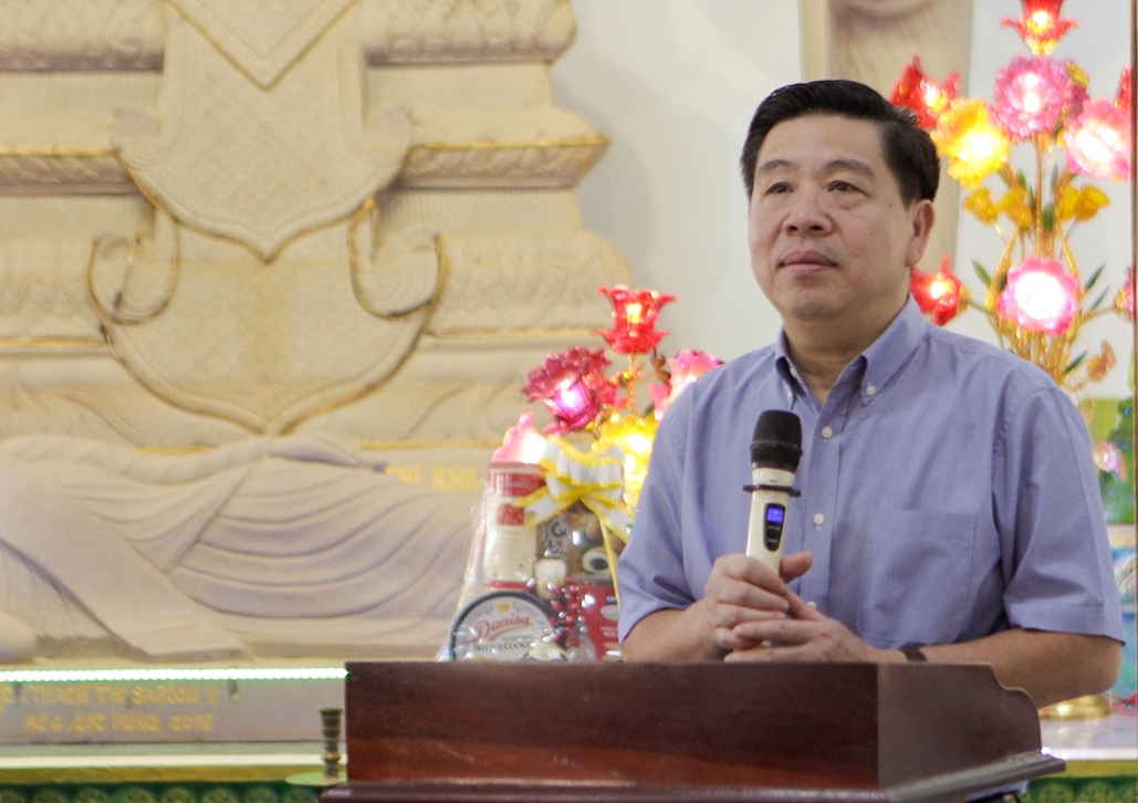Thứ trưởng, Phó chủ nhiệm UBDT Lê Sơn Hải phát biểu chúc Tết cổ truyền đồng bào Khmer tại Bình Phước
