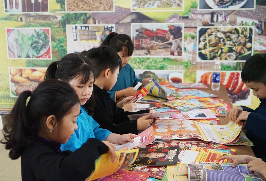 Học sinh hào hứng với các hoạt động trong Ngày Sách và Văn hóa đọc Việt Nam 2023